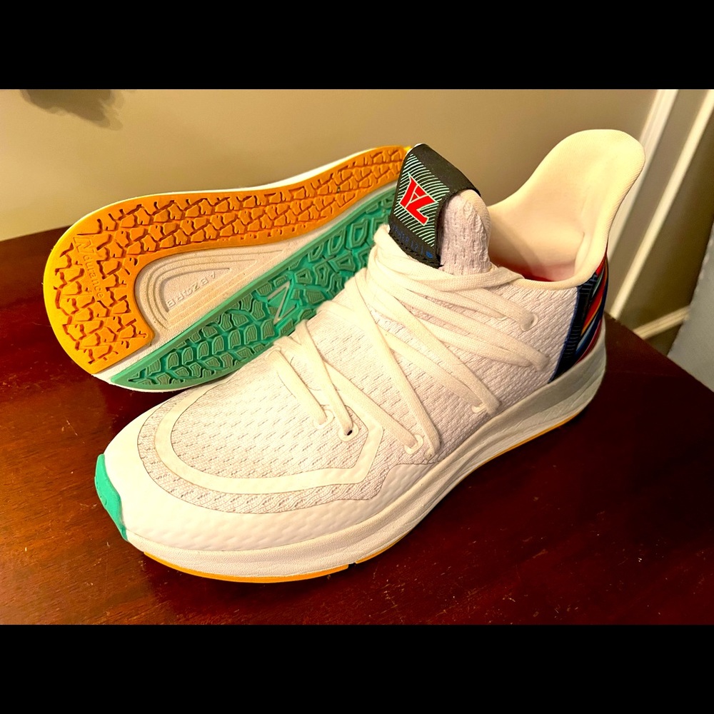 New balance shoes. Gently worn!